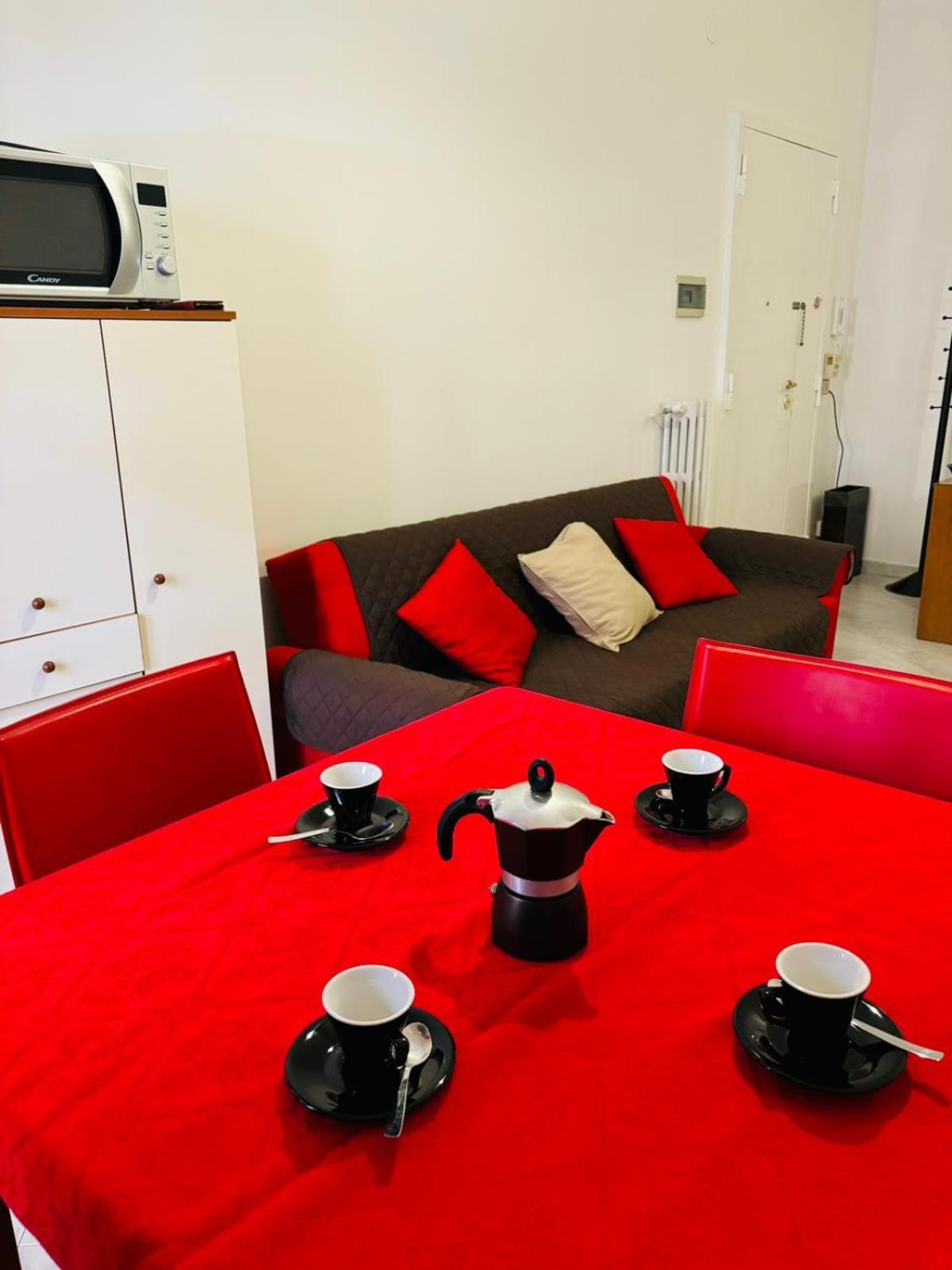 Matthias Central Rooms And Accomodation Bari Buitenkant foto