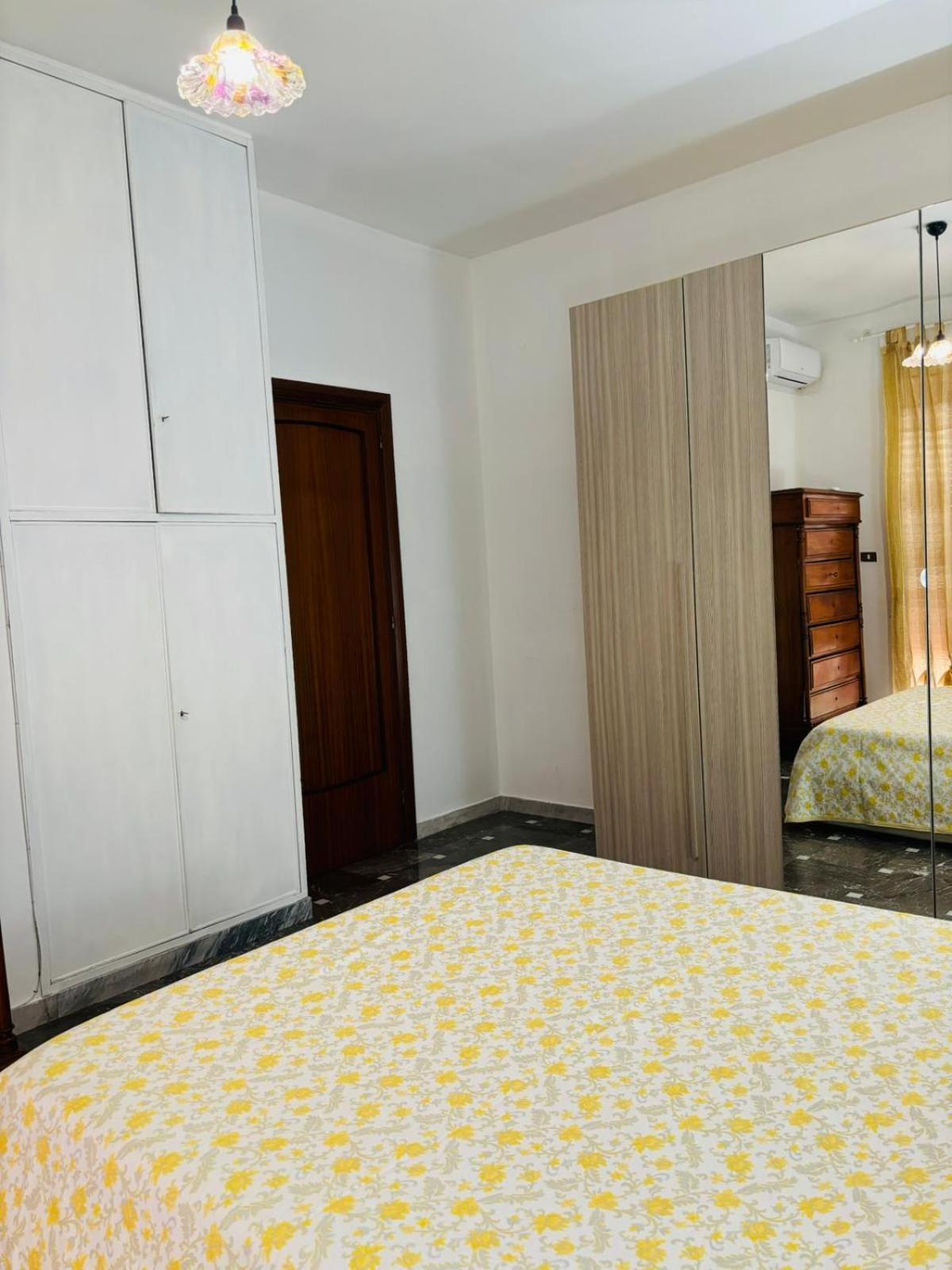 Matthias Central Rooms And Accomodation Bari Buitenkant foto