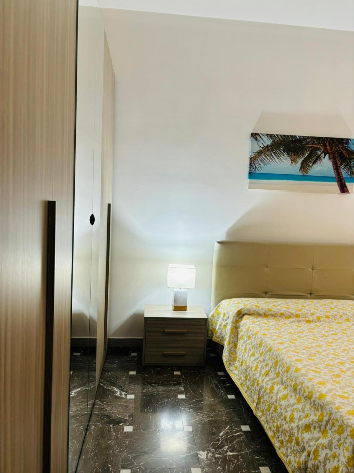Matthias Central Rooms And Accomodation Bari Buitenkant foto