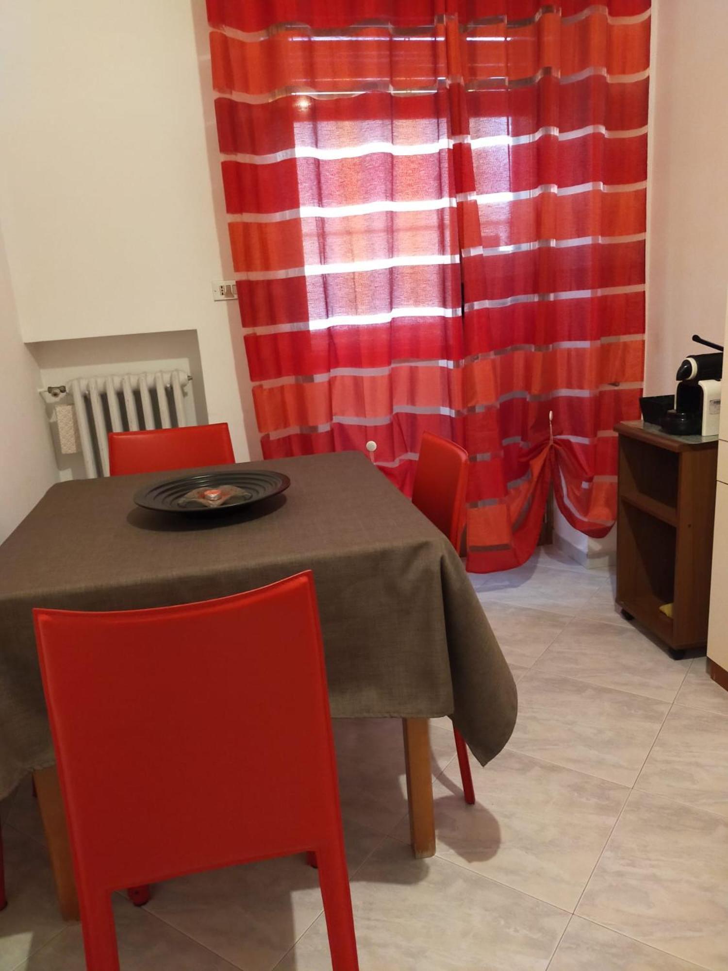 Matthias Central Rooms And Accomodation Bari Buitenkant foto